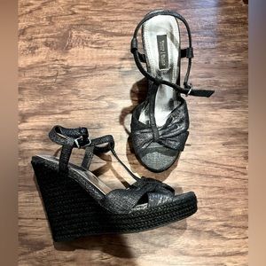 White House Black Market open wedge shoes. Dark grey fabric.